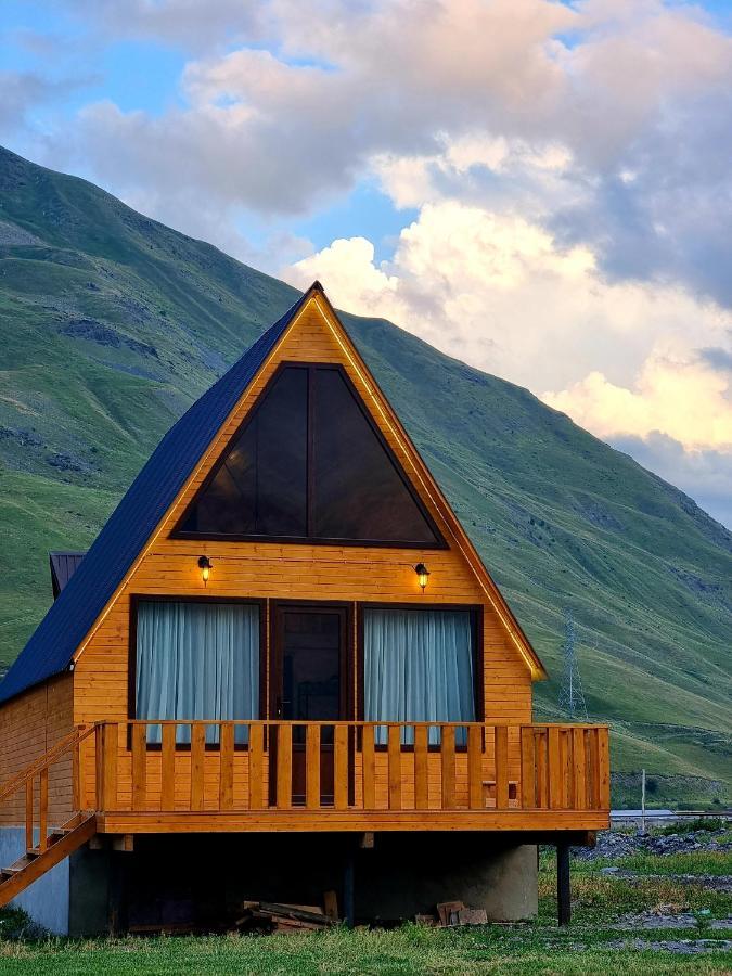 Mountain Hut In Kazbegi Villa Exterior photo