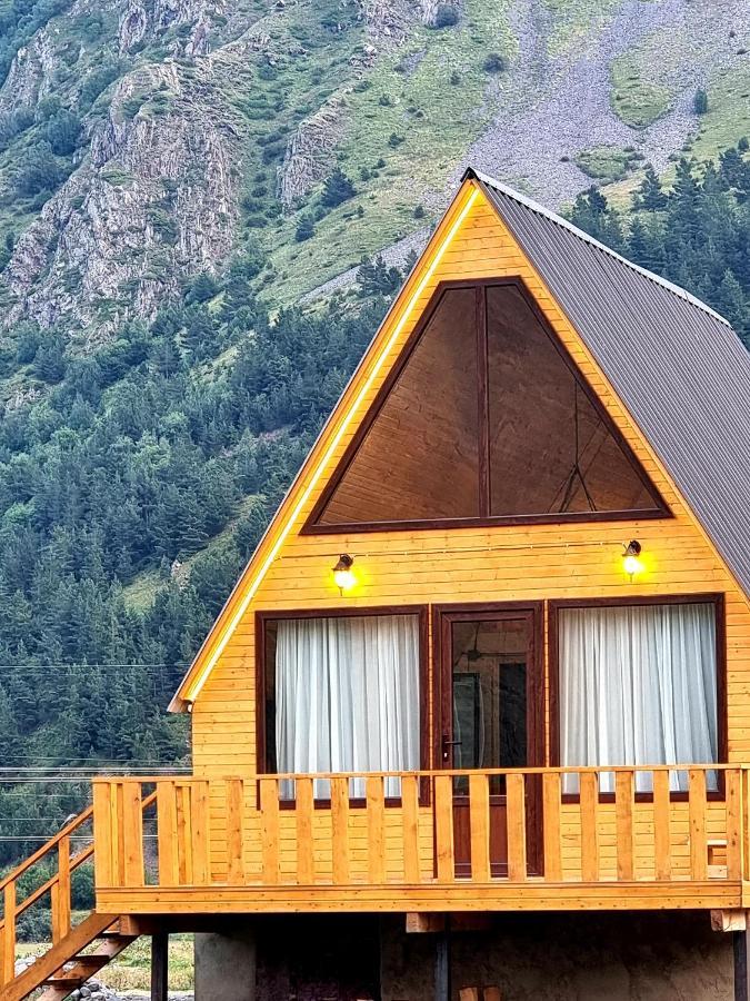 Mountain Hut In Kazbegi Villa Exterior photo