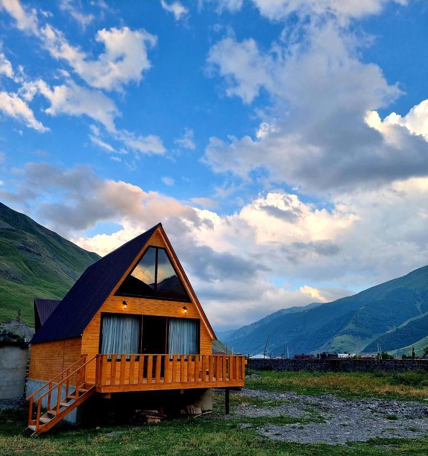 Mountain Hut In Kazbegi Villa Exterior photo