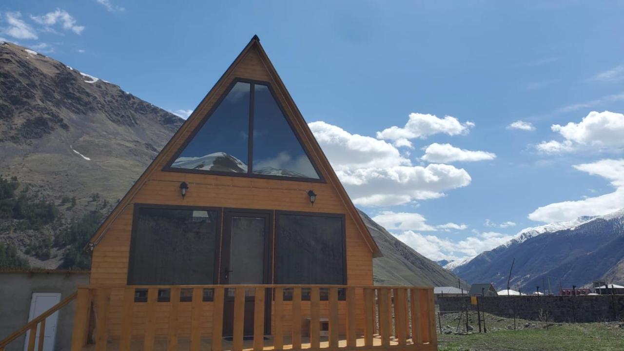 Mountain Hut In Kazbegi Villa Exterior photo