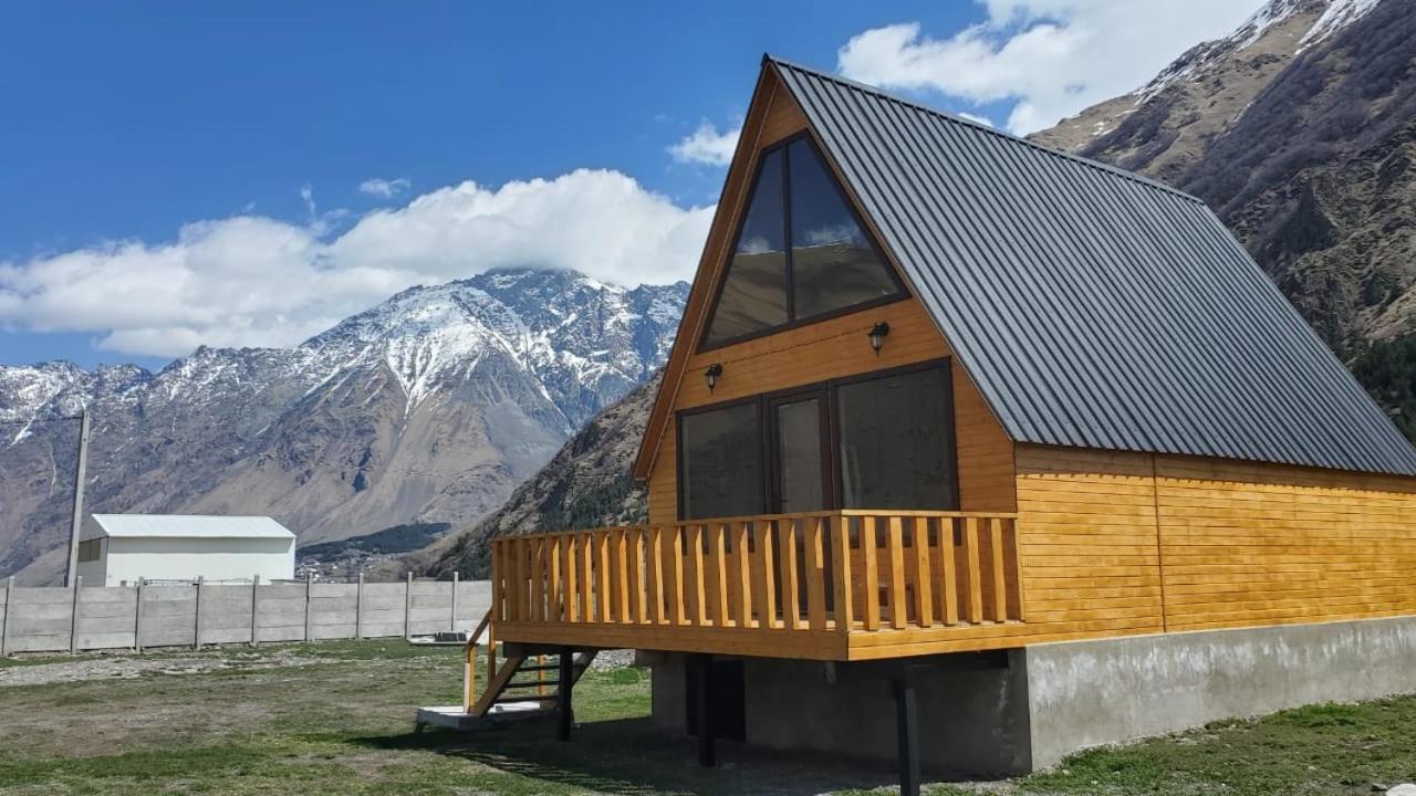 Mountain Hut In Kazbegi Villa Exterior photo