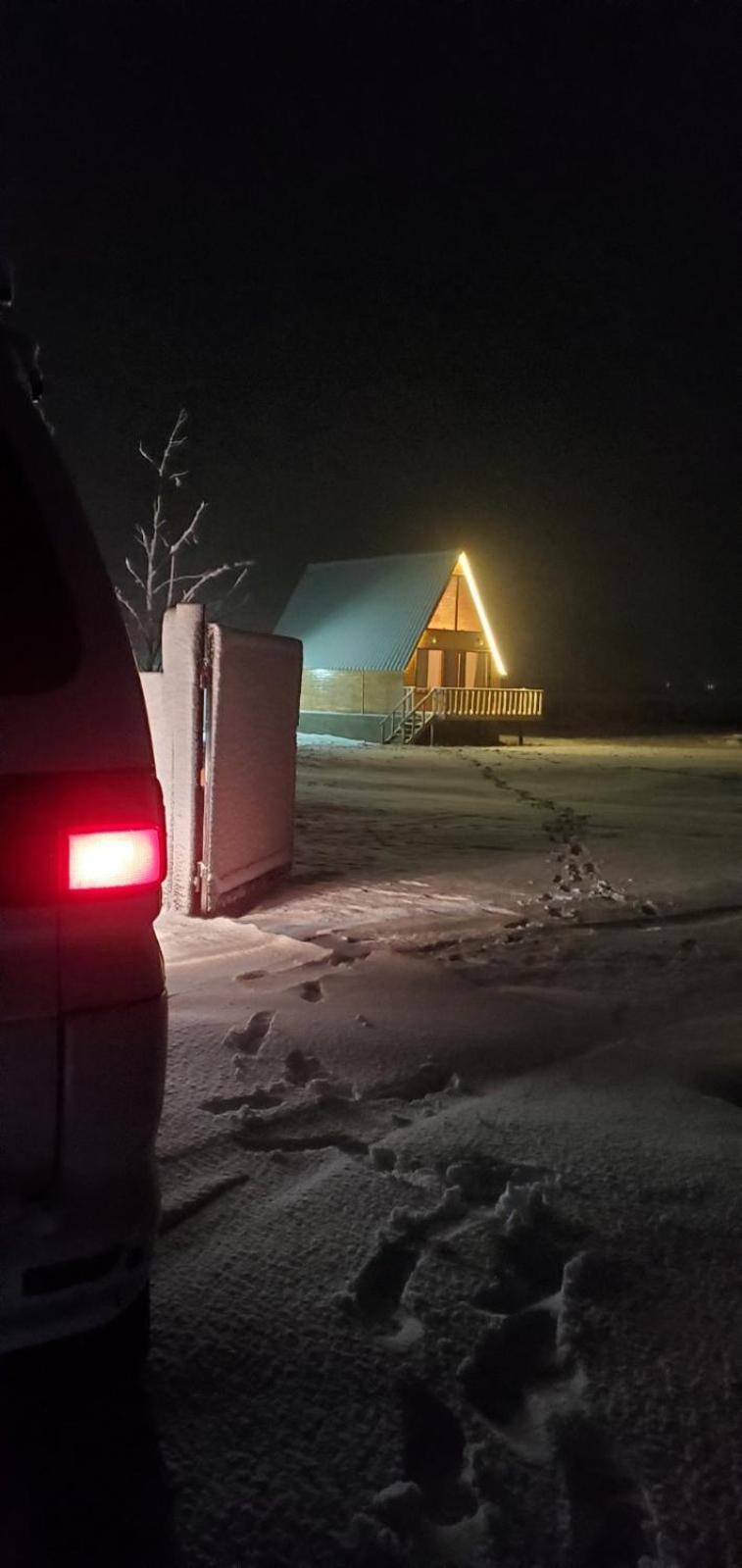 Mountain Hut In Kazbegi Villa Exterior photo